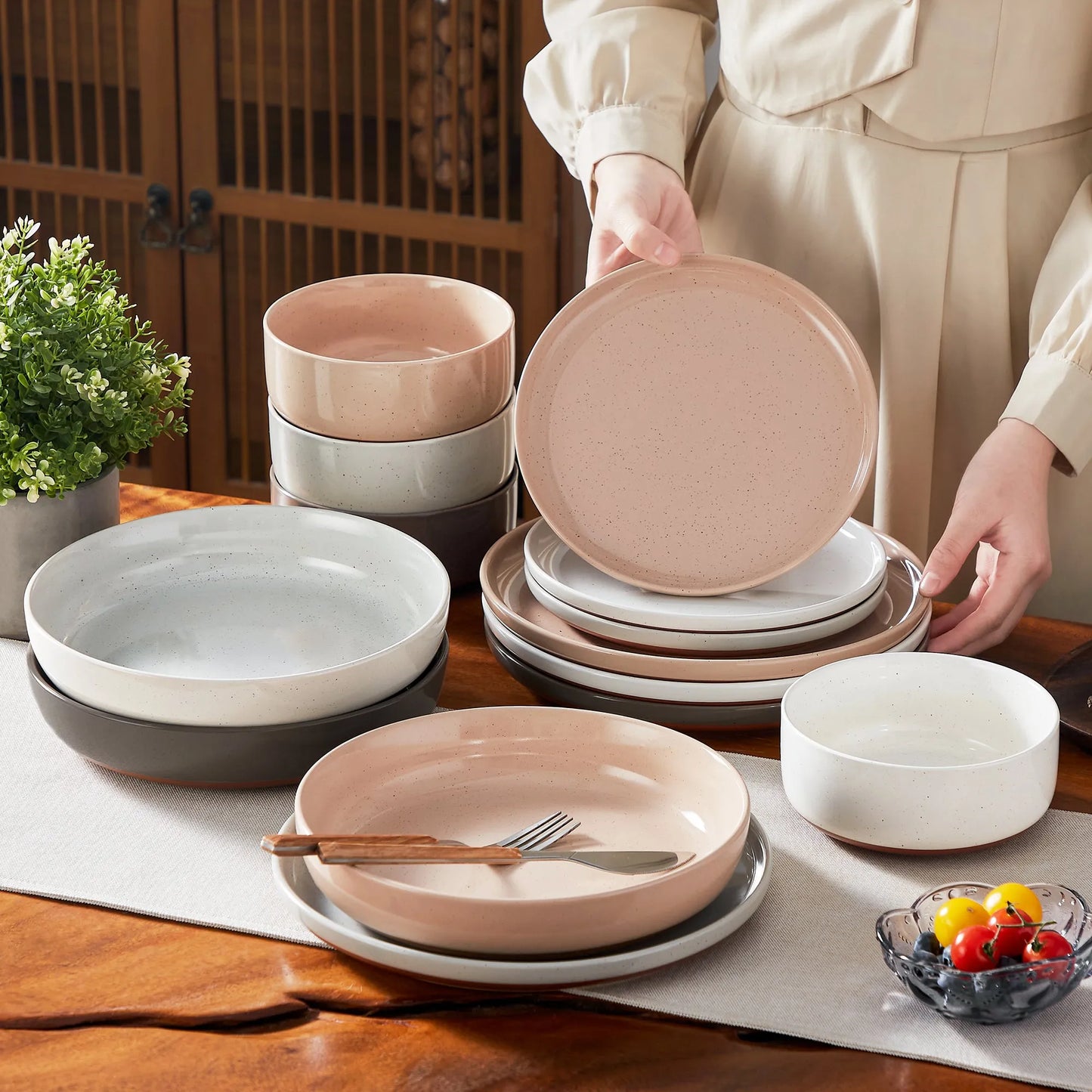 "Ivory - Pure" Kollektion | 16/32/48-tlg. Geschirr Set | Bunt | Steingut - Töpferkunst | Steingut Geschirrsets