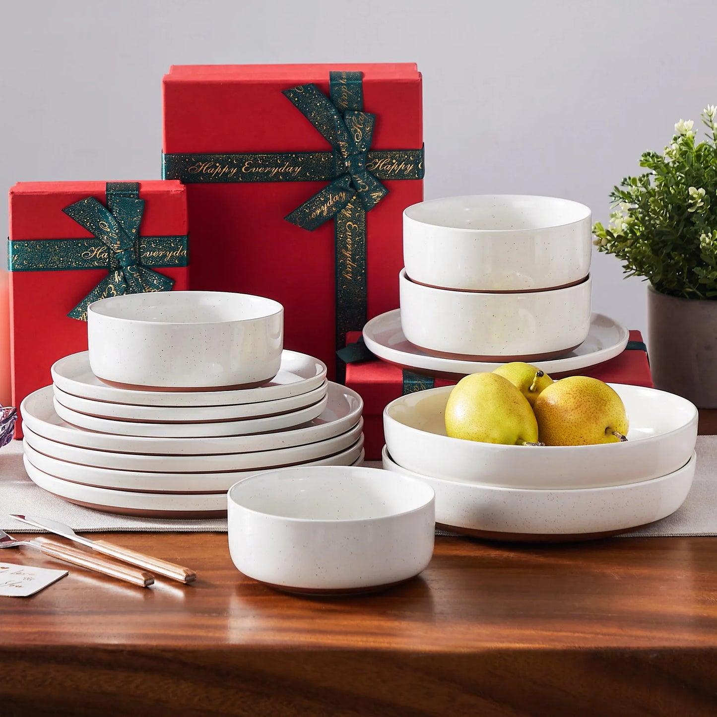 "Ivory - Pure" Kollektion | 16/24/32/48-tlg. Geschirr Set | Weiß, braun | Steingut - Töpferkunst | Steingut Geschirrsets