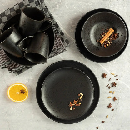 Purist Flat Plate | 6 pcs. | Black | Stoneware | Made in Portugal